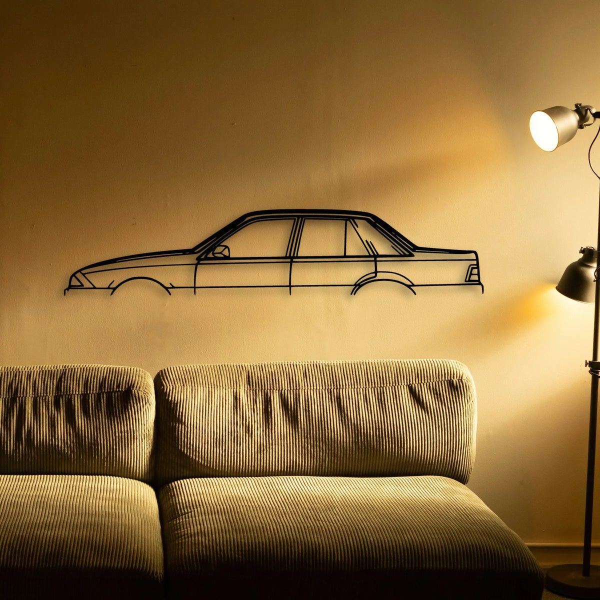 Commodore VL 1986 Classic Silhouette Metal Wall Art - Tinvibe